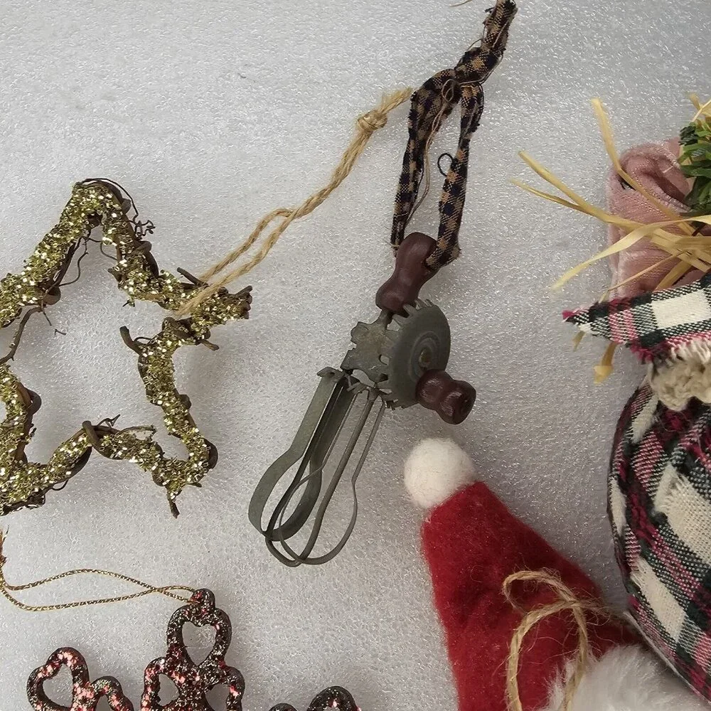 Set Of 8 Primitive Christmas‎ Ornaments Country Grapevine Santa Plaid Snowflake